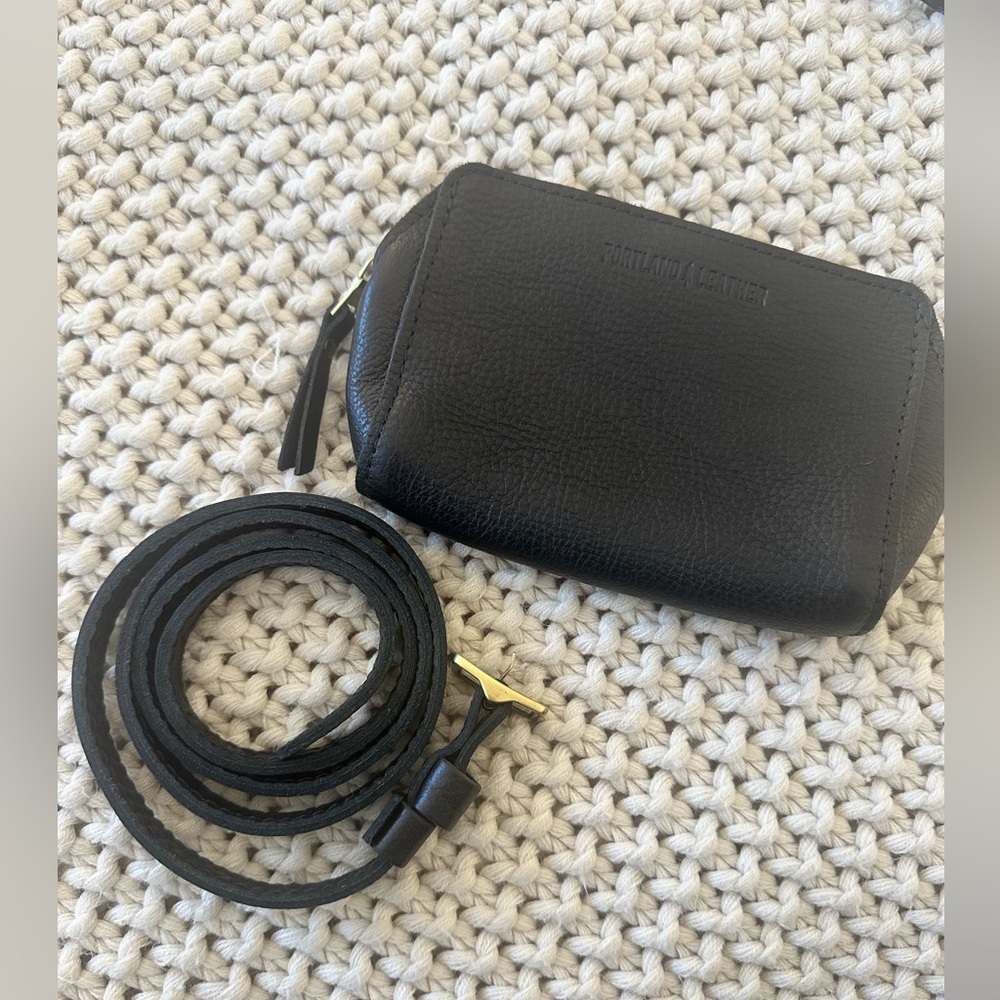 Portland Leather Goods zip tight belt bag
